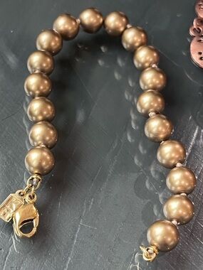 Classic Pearl Bead Bracelet in Metallic Coppery Bronze 7”